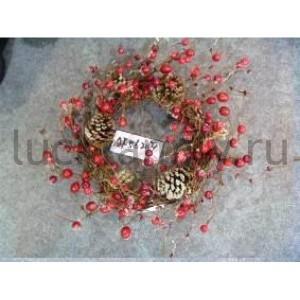 ВЕНОК НОВОГОДНИЙ ДЕКОРАТИВНЫЙ, ЯГОДЫ, ШИШКИ, РАЗМЕР 30СМ в кор.6*2шт ― Luckfamily.ru