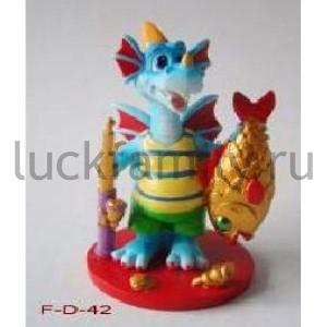 ФИГУРКА ДРАКОНЧИК С ЗОЛОТОЙ РЫБКОЙ 8СМ В КОР. в кор.96шт ― Luckfamily.ru
