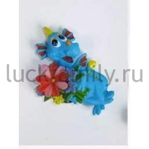 МАГНИТ ДРАКОН С БУКЕТОМ 5,5СМ В КОР. УП-24ШТ в кор.30уп ― Luckfamily.ru