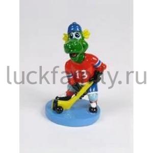 ФИГУРКА ДРАКОН ХОККЕИСТ 8СМ В КОР. в кор.192шт ― Luckfamily.ru