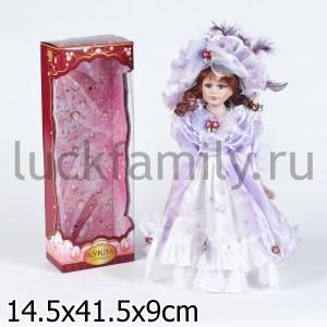 КУКЛА ФАРФОР 40СМ, ПЛАСТ. ПОДСТАВКА В РУСС. КОР. в кор.12шт ― Luckfamily.ru