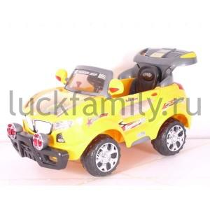ДЖИП "BUGATI" НА АККУМ. ЖЕЛТЫЙ, Р/У, 2*6V/10AH, 2*6V/34W, 4,5КМ/Ч, ДО 30КГ, 116*67*40СМ в кор.1шт ― Luckfamily.ru