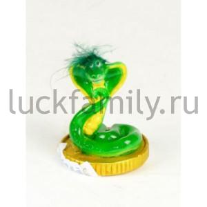 ФИГУРКА СИМВОЛ ГОДА ЗМЕЯ НА ЗОЛОТОЙ МОНЕТЕ, 4*4*4,9СМ В КОР. УП-8ШТ в кор.36уп ― Luckfamily.ru