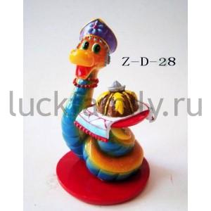 ФИГУРКА ЗМЕЯ КРАСАВИЦА В КОКОШНИКЕ С ХЛЕБОМ, СОЛЬЮ, 4,8*4,8*7,5СМ В КОР. в кор.96шт ― Luckfamily.ru