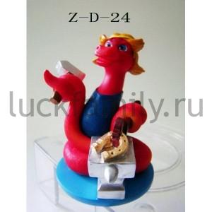 ФИГУРКА ЗМЕЯ КУЗНЕЦ С ПОДКОВОЙ, 5,3*5,5*7СМ В КОР. в кор.96шт ― Luckfamily.ru