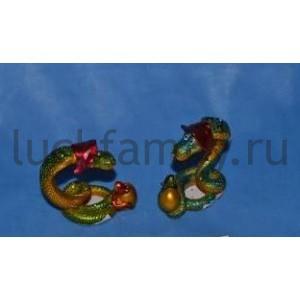 ФИГУРКА СИМВОЛ ГОДА ЗМЕЯ 6*3,5*6СМ, В АССОРТ. УП-12ШТ в кор.24уп ― Luckfamily.ru
