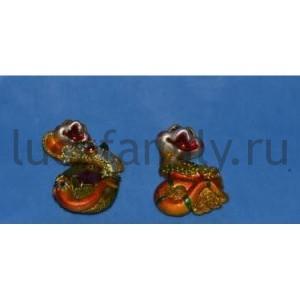 ФИГУРКА СИМВОЛ ГОДА ЗМЕЯ ЗОЛОТАЯ 4*1,5*6,5СМ, В АССОРТ. УП-12ШТ в кор.48уп ― Luckfamily.ru
