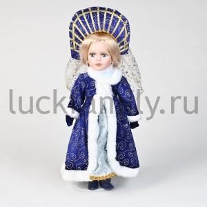СНЕГУРОЧКА КЕРАМИЧ. В КОКОШНИКЕ, В СИНЕМ 40СМ НА ПОДСТАВКЕ В РУСС. КОР. в кор.24шт ― Luckfamily.ru